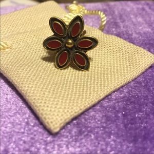 Sunahara Red Gold Tone Flower Midi Ring NWOT 3